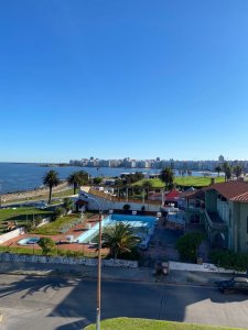  VENTA PENTHOUSE 4 DORMITORIOS SOBRE RAMBLA ARMENIA  