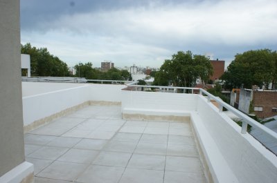 Venta Penthouse 1 dormitorio, gran terraza con parrillero! 