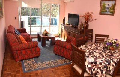 Venta apartamento de 2 dormitorios y garage en Pocitos  