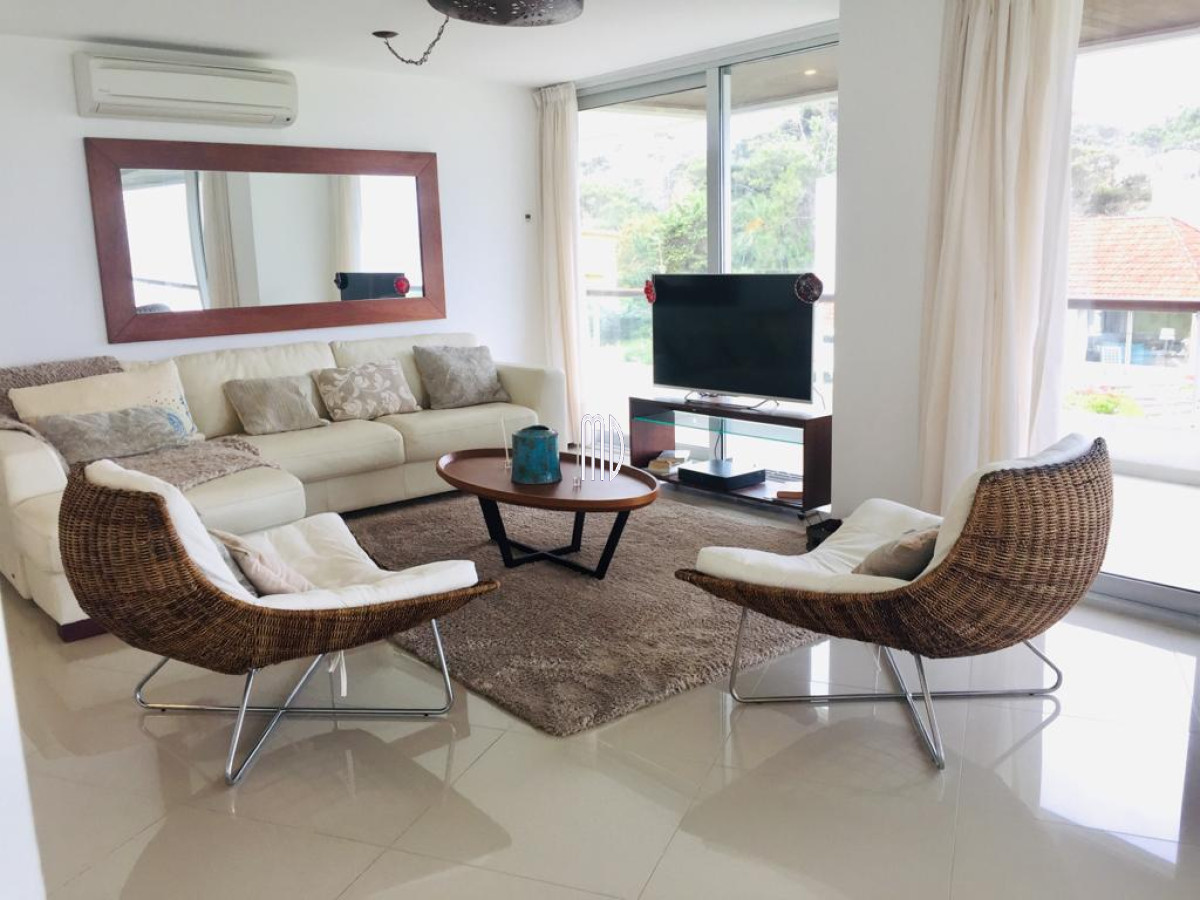 Mansa - GoPunta - Portal Inmobiliario de Punta del Este - Maldonado