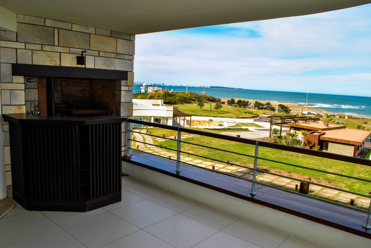 Espectacular departamento en complejo con todos los servicios