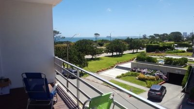 Lindo apartamento en primera linea mansa. REF: 6434