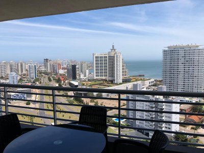 Espectacular apartamento con inmejorable vista