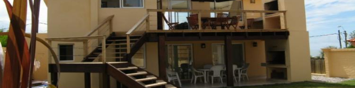 Excelente casa,muy comoda con piscina a metros de la playa.Ref: 5266