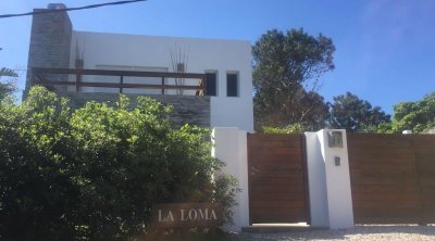 Hermosa casa LA LOMA .Ref: 5400