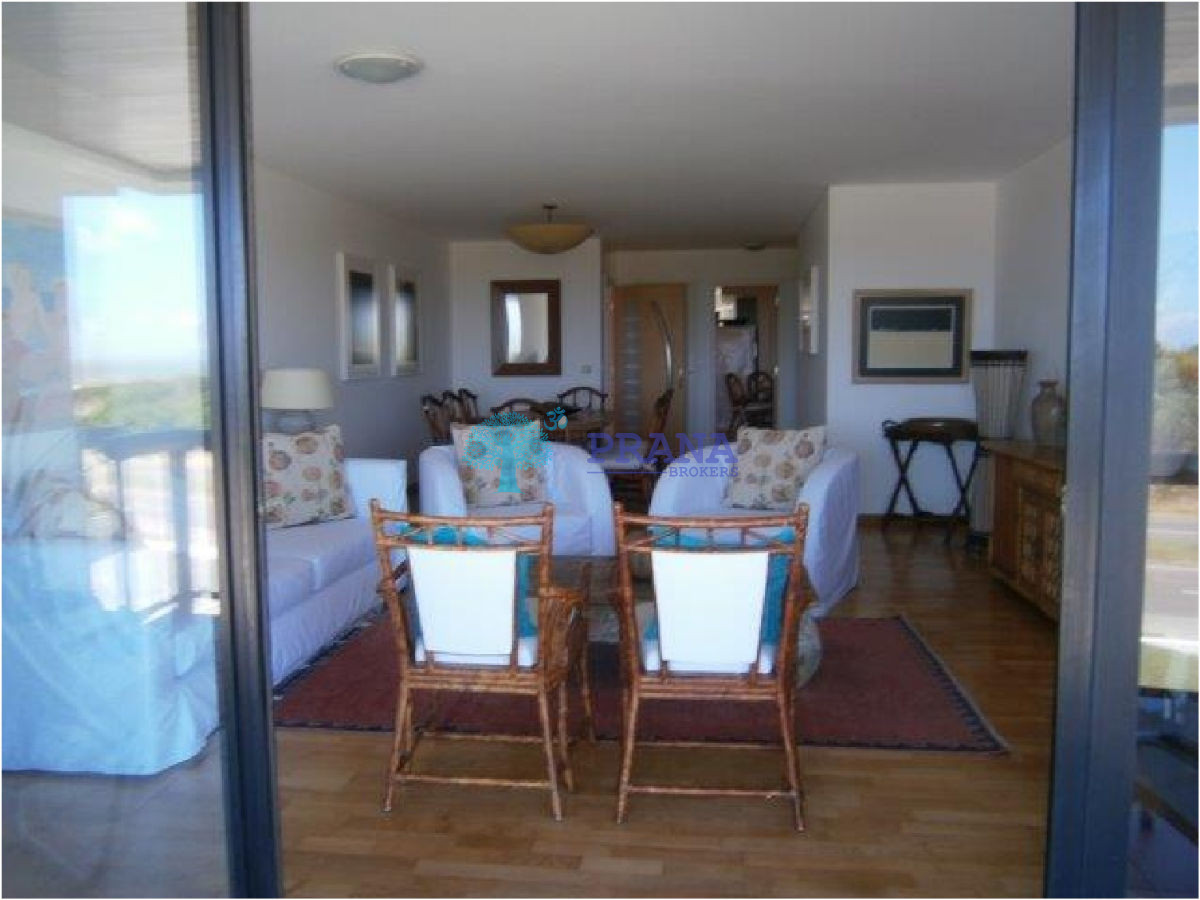 Brava - GoPunta - Portal Inmobiliario de Punta del Este - Maldonado