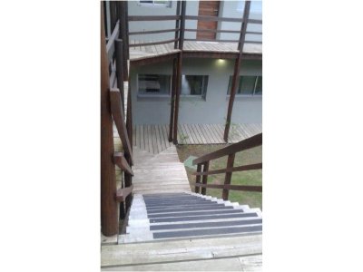 Apto de 1 dormitorio 1 baaño con terraza y parrillero
A una cuadra de la ruta en Manantiales