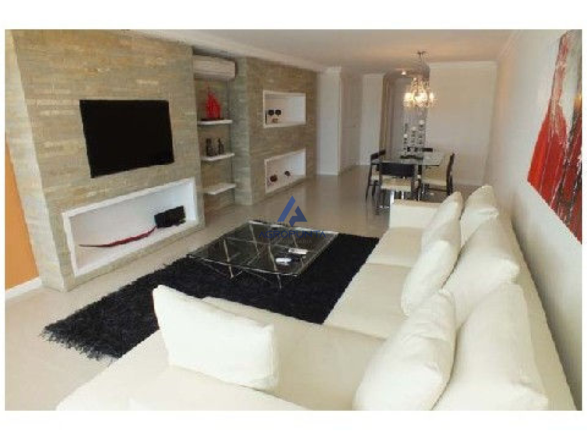 Brava - GoPunta - Portal Inmobiliario de Punta del Este - Maldonado