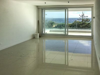 Apartamento 2 dormitorios, Punta del Este, Playa Mansa, Venta