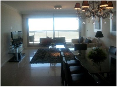 Apartamento en Brava, 3 dormitorios *