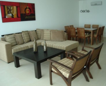 Apartamento en Brava, 3 dormitorios *