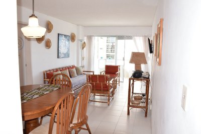 Apartamento en Brava, 2 dormitorios *