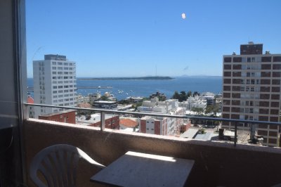 Apartamento en Peninsula, 2  dormitorios *