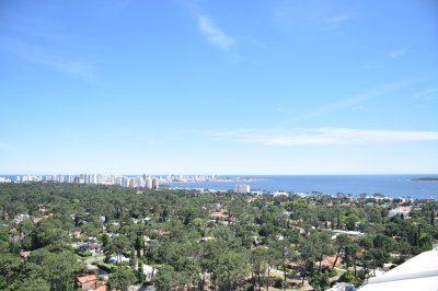 Venta Pent House 2 Dormitorios y Medio Punta del Este
