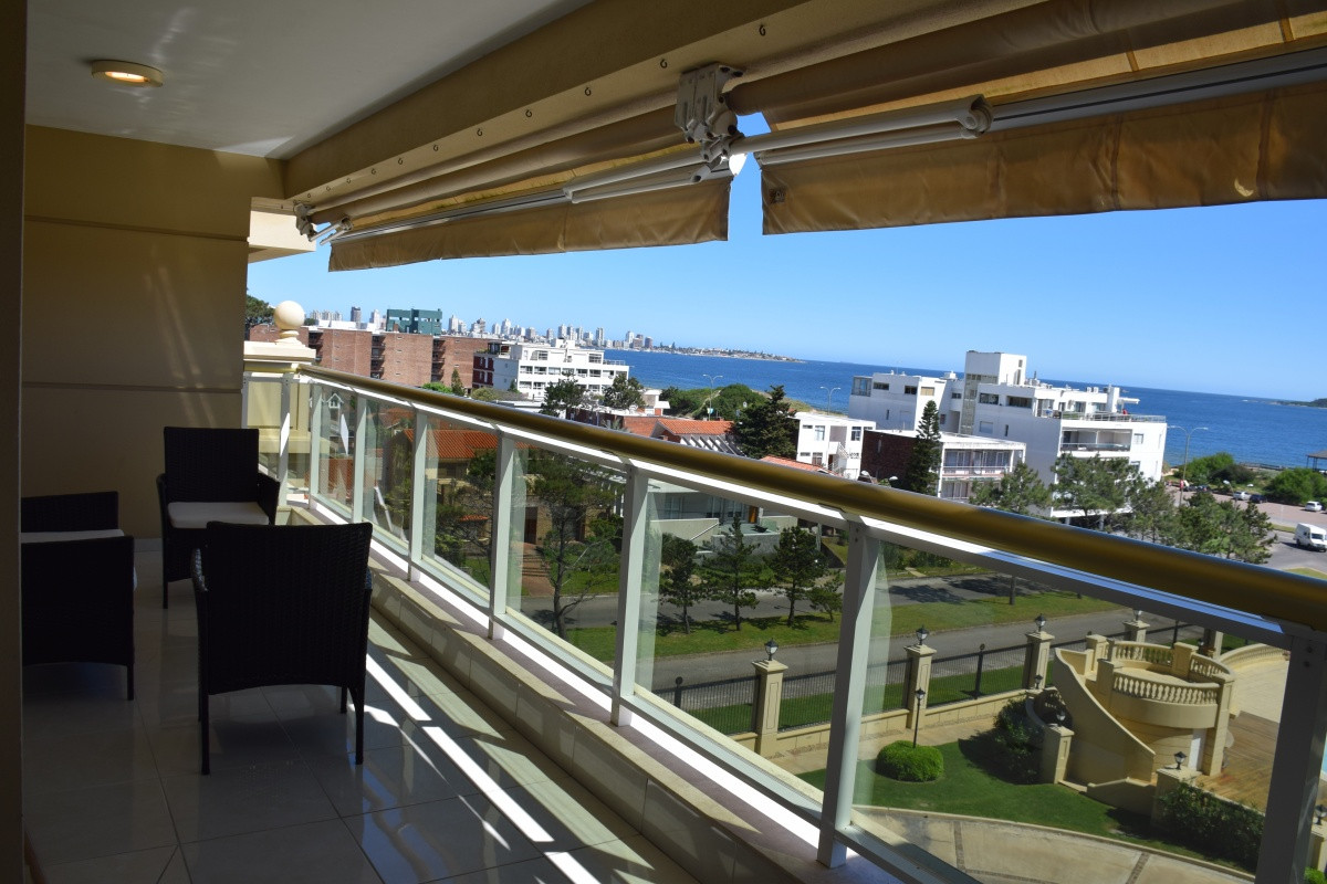 Apartamento en Mansa, 3 dormitorios *