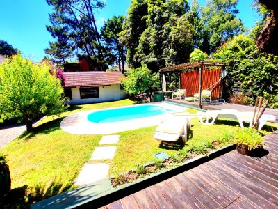 Casa a la Venta 3 Dormitorios Mansa, Punta el Este