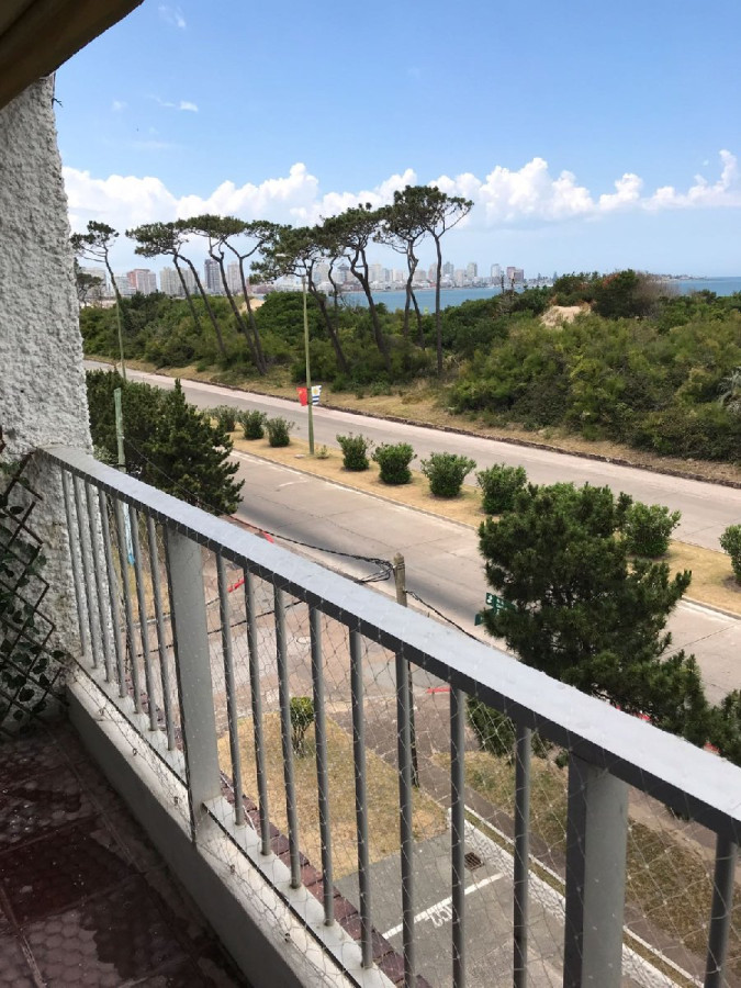 Venta Apartamento en Primera Línea Punta del Este 2 dormitorios