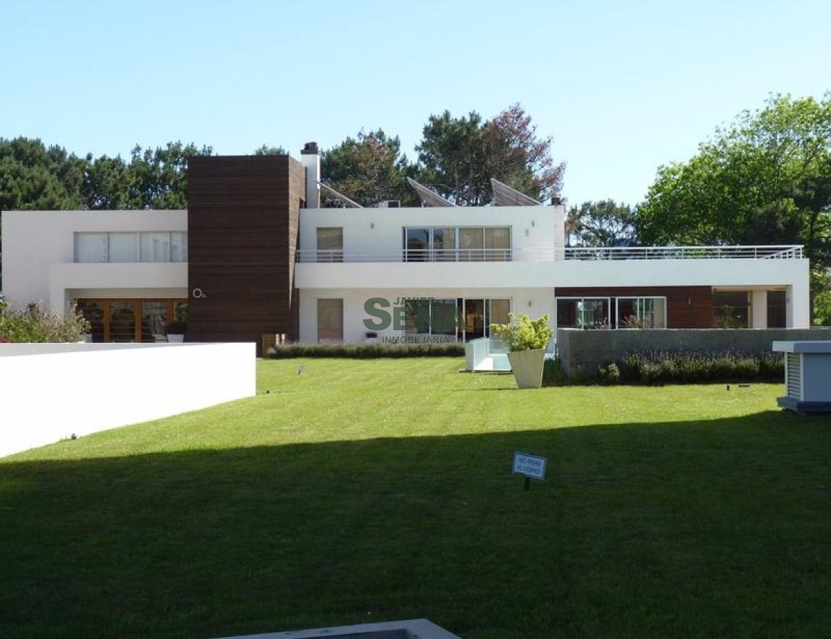 Brava - GoPunta - Portal Inmobiliario de Punta del Este - Maldonado