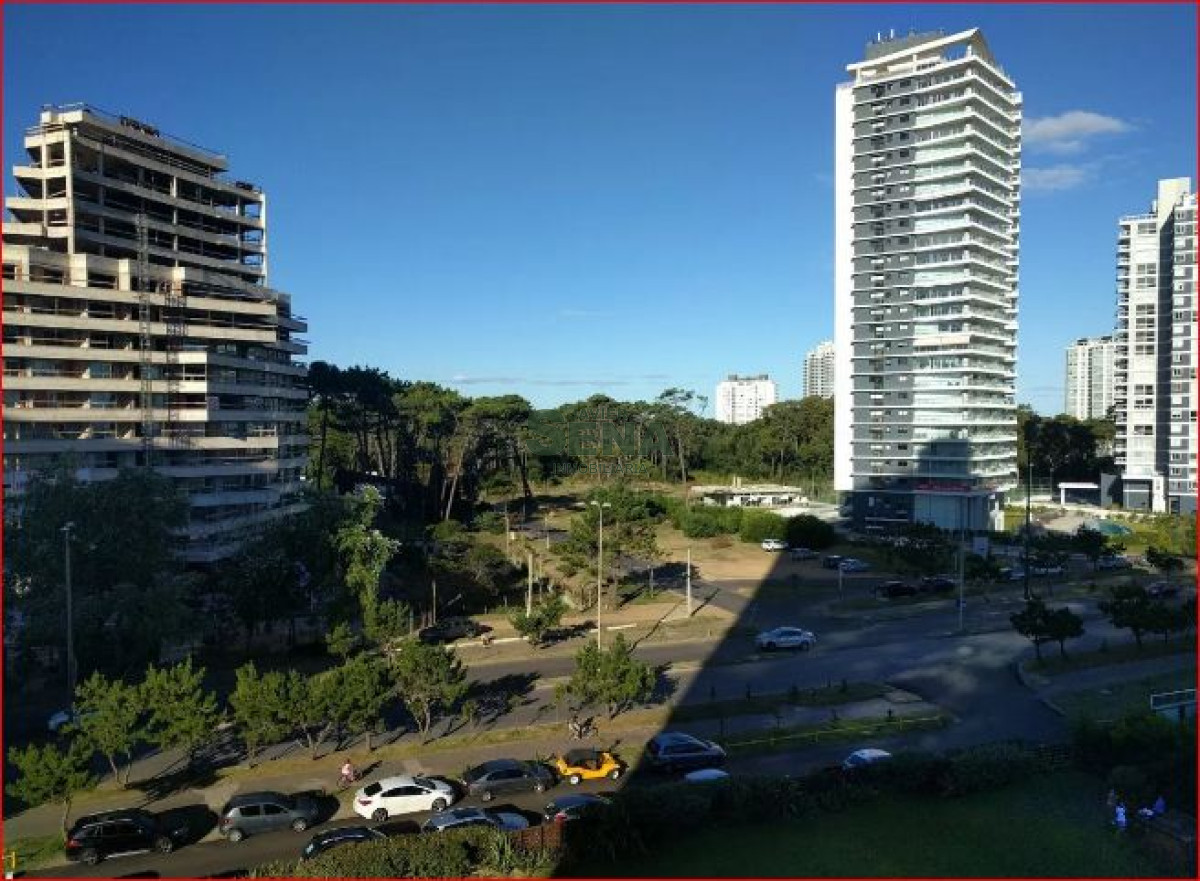 Aidy Grill - GoPunta - Portal Inmobiliario de Punta del Este - Maldonado