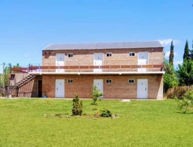 Venta de complejo en termas, 300m2 construidos y 2000 de tierra.