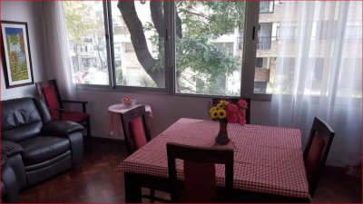 Venta y permuta en pocitos, 2 dormitorios, 2 baños, lindo lugar.