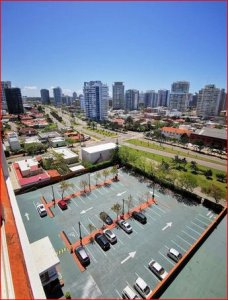 Alquiler de apartamento en la Mansa, 2 dormitorios, baño, piscina, buena vista.