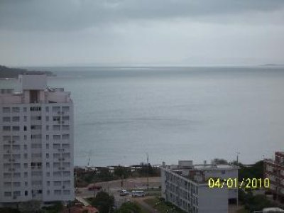 Venta y alquiler de apartamento en la Brava, 2 dormitorios, 2 baños terraza  vista y servicios