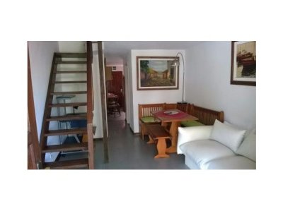 Alquiler de apartamento en la Brava y Mansa, 2 dormitorios, 2 baños.