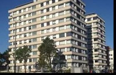 Venta de apartamento en Maldonado centro, 2 dormitorios, baño.
