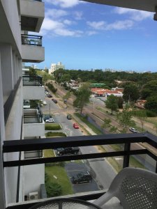 Venta de apartamento en Roosevelt, 2 dormitorios, 2 baños, todos los servicios con vista.