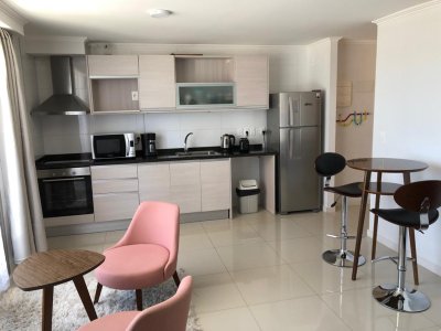 Venta y alquiler de apartamento en la Roosevelt, Monoambiente a estrenar y con servicios. 