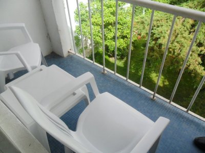 Venta de apartamento en la Peninsula, muy lindo para vivir todo el año, 1 dormitorio, baño, terraza.