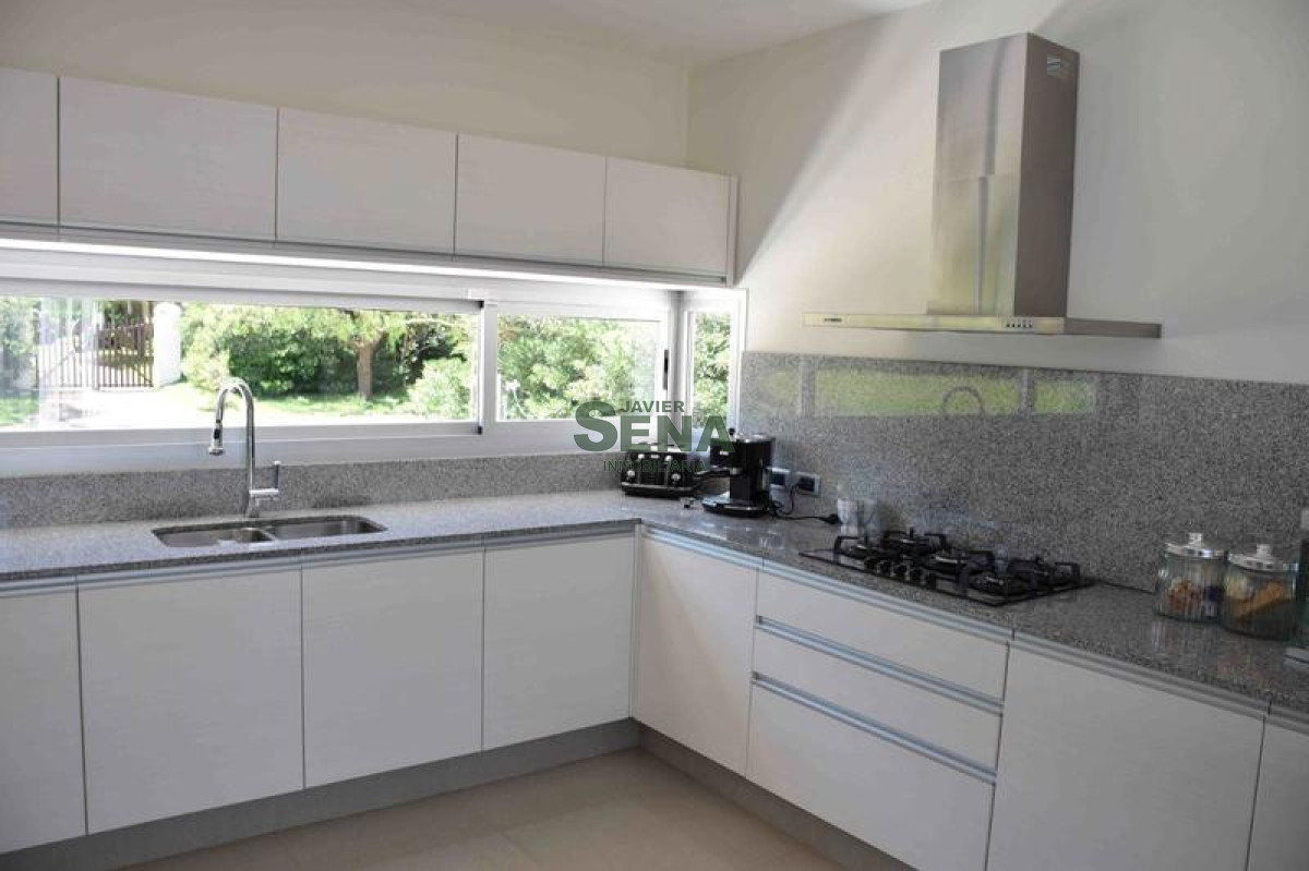 Beverly Hills - GoPunta - Portal Inmobiliario de Punta del Este - Maldonado