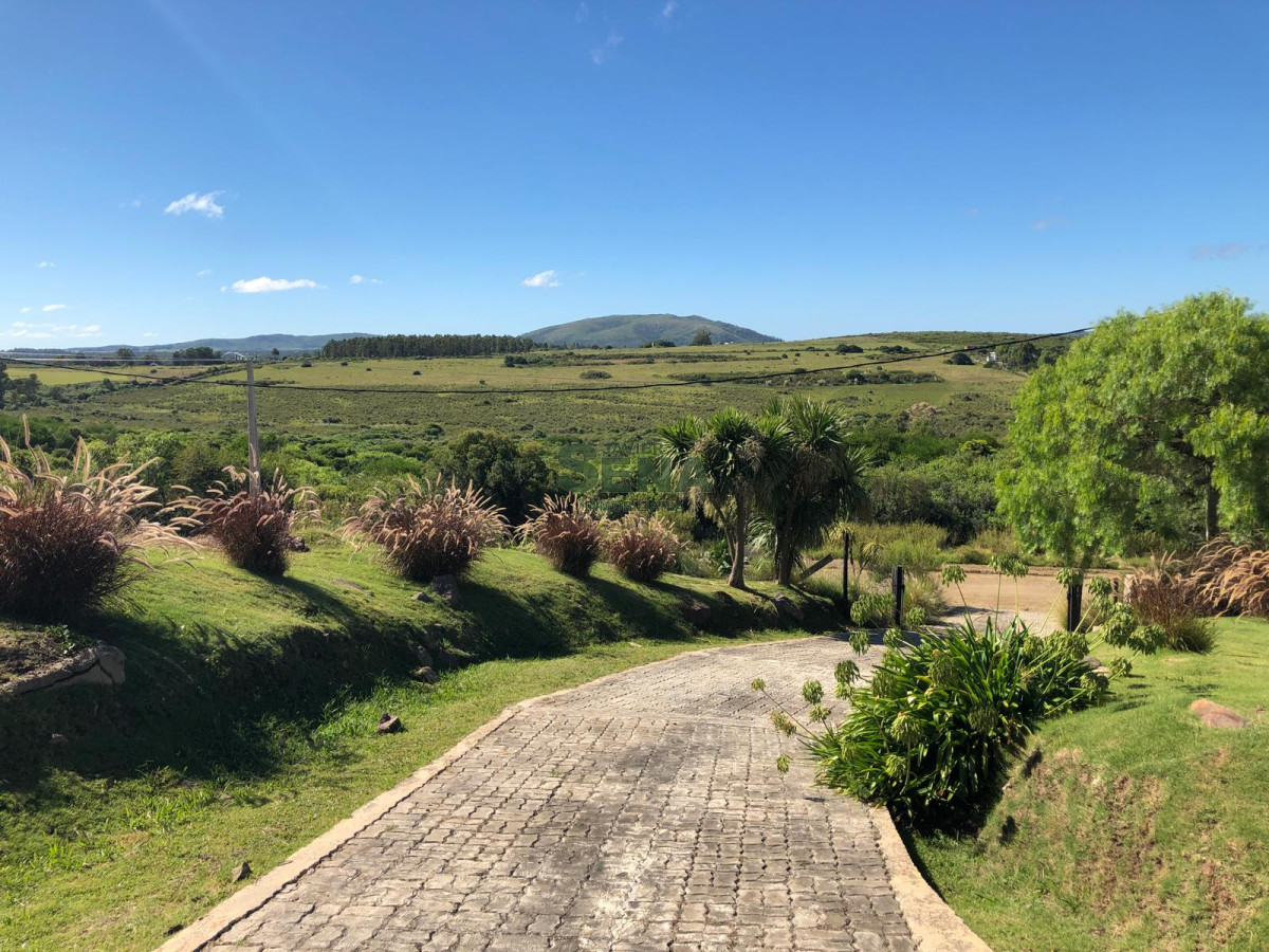 Cerro del Burro - GoPunta - Portal Inmobiliario de Punta del Este - Maldonado