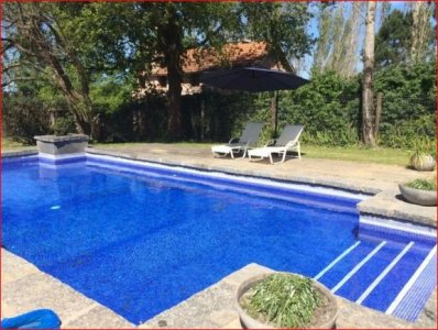 Alquiler de casa en el Golf, 7 dormitorios, 5 baños, piscina climatizadfa, parque arbolado.