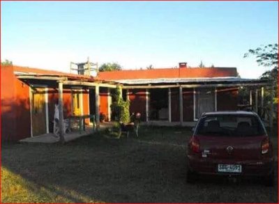 Venta y alquiler punta de piedras, 3 dormitorios, 2 baños, cerca del mar. 