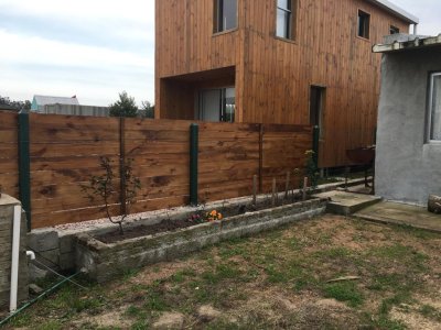 Venta y alquiler de casa en Balneario buenos aires, 2 dormitorios, baño, para vivir todo el año.