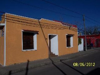 Venta de casa en Maldonado Centro, comercio o vivienda.