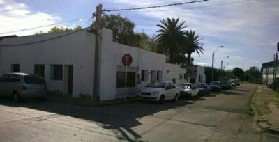 Venta de casona en el centro de Maldonado, EXCELENTE PARA RECICLAR Y RENTAS.