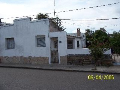 Venta de casa en Maldonado Centro, 3 dormi, 340M2 de tierra.