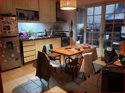 Venta de casa en pocitos, 3 dormitrios, 2 baños, lindo lugar.