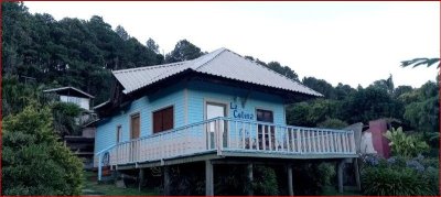 Alquiuler de casa en Punta Ballena, 2 dormitorios, baño, buen lugar y cerca del mar.