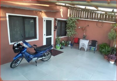 Venta de casa en Maldonado nuevo, 3 dormitorios, 2 baños, para vivir todo el año.