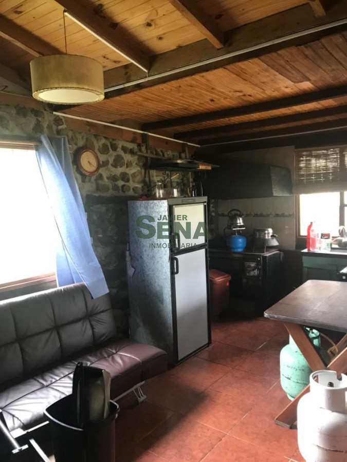 Venta de chacra en sierras de Lavalleja, 2 dormitorios, baño, lindo lugar. - GoPunta - Portal Inmobiliario de Punta del Este - Maldonado