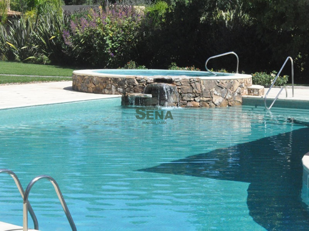 Alquiler de chacra en Mansa, casa espectacular, 4 dormitorios 4 baños, piscina, 1,6 hectareas, de las mejores de la zona. - GoPunta - Portal Inmobiliario de Punta del Este - Maldonado