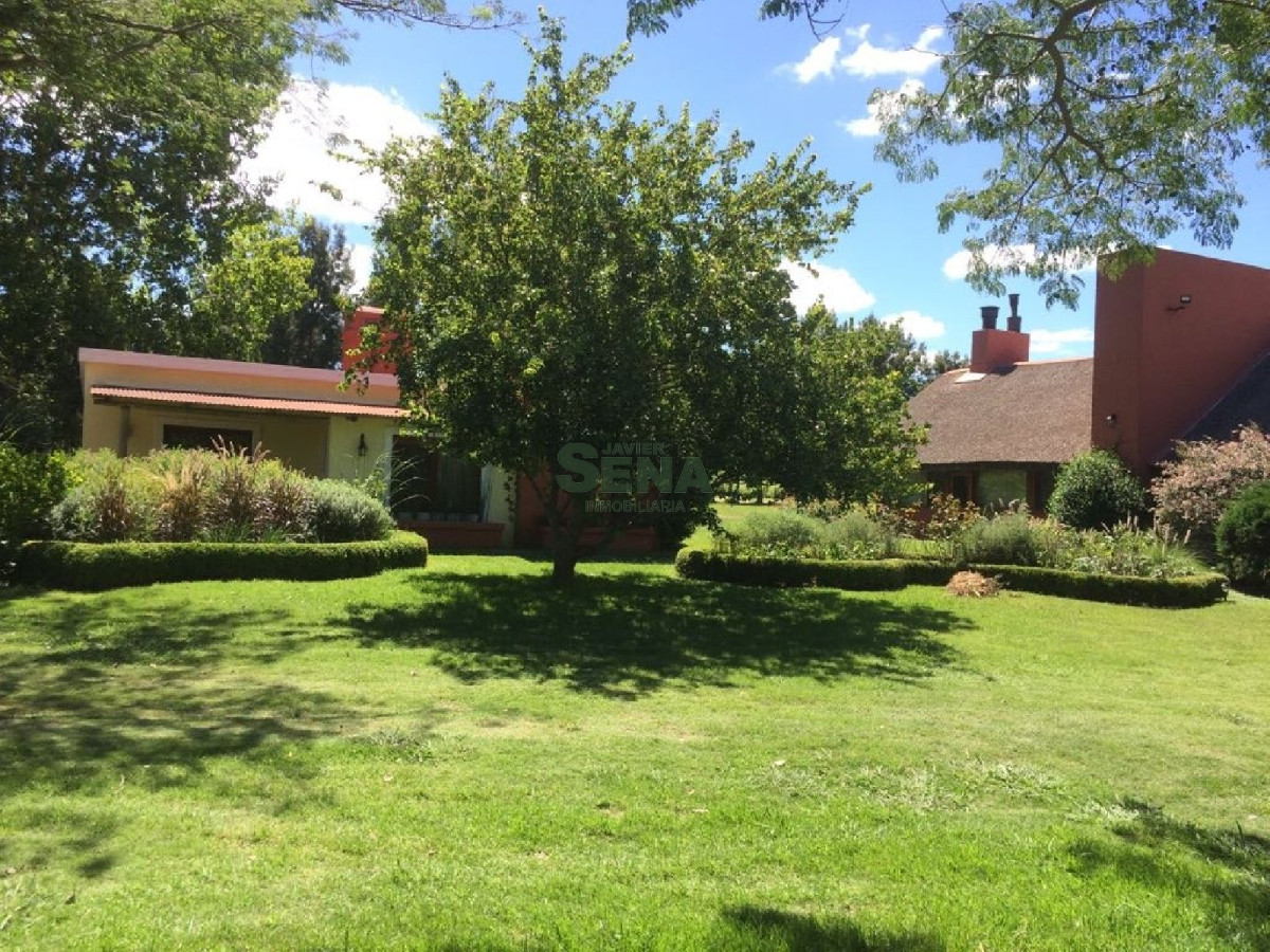 Venta y alquiler de chacra en Piriapolis, gran chalet con 6 hectareas. - GoPunta - Portal Inmobiliario de Punta del Este - Maldonado