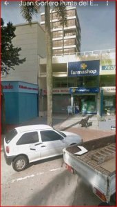 Venta de local en la Peninsula, buen local comercial.