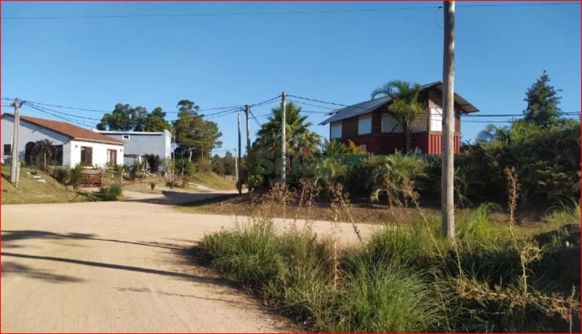 Altos de la Laguna - GoPunta - Portal Inmobiliario de Punta del Este - Maldonado