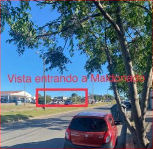 Venta de terreno en la entrada a Maldonado, 1.660m2 esquina para zona comercial.