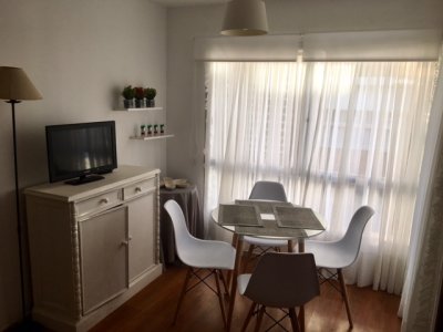 Próximo a playa brava - Con todos los comercios a un paso